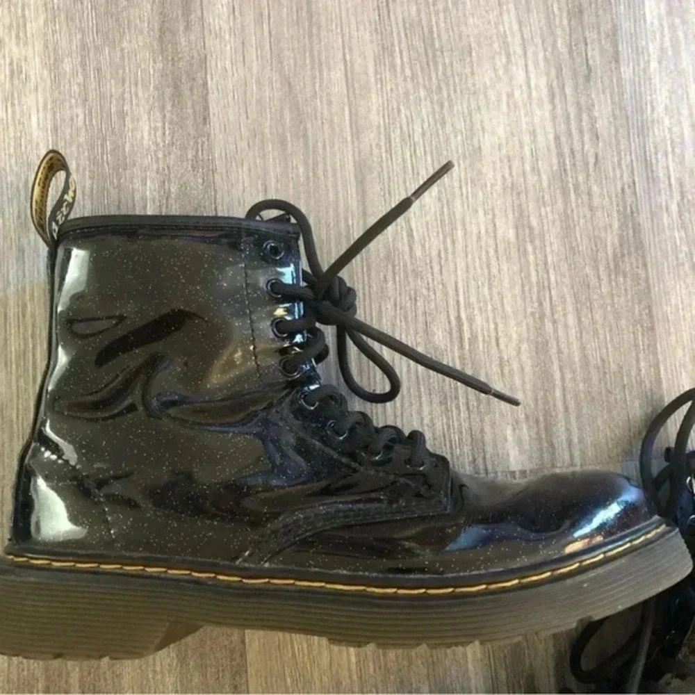 Dr. Martens like new